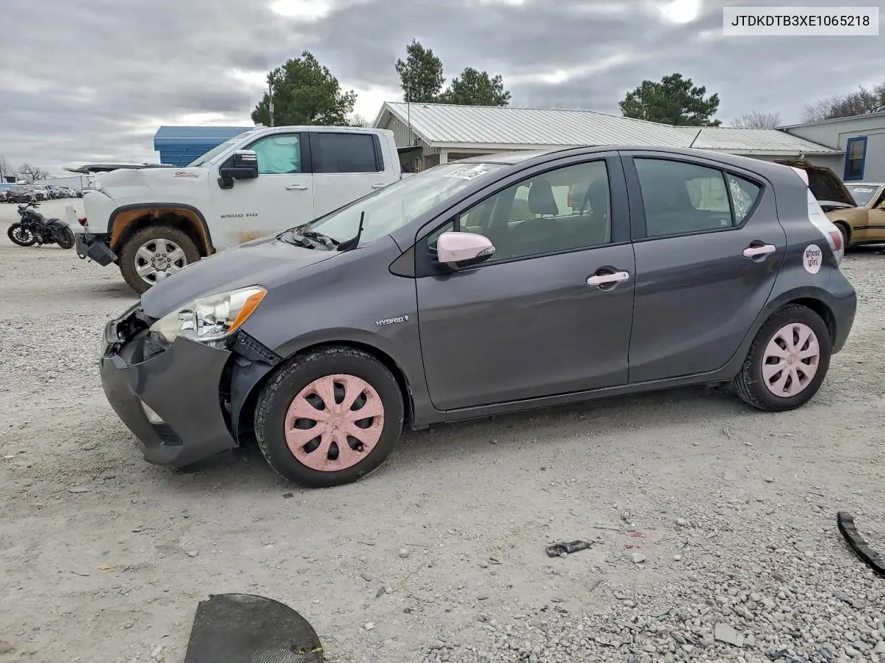 JTDKDTB3XE1065218 2014 Toyota Prius C
