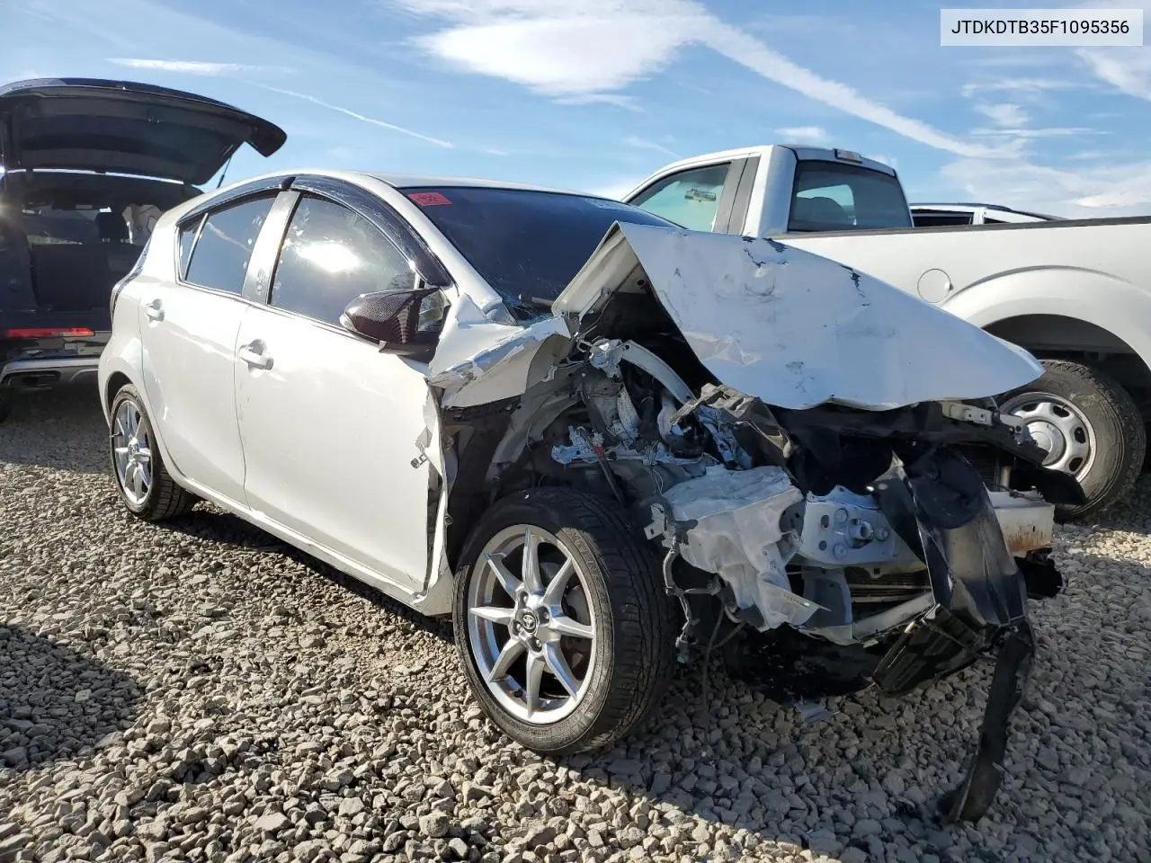 JTDKDTB35F1095356 2015 Toyota Prius C