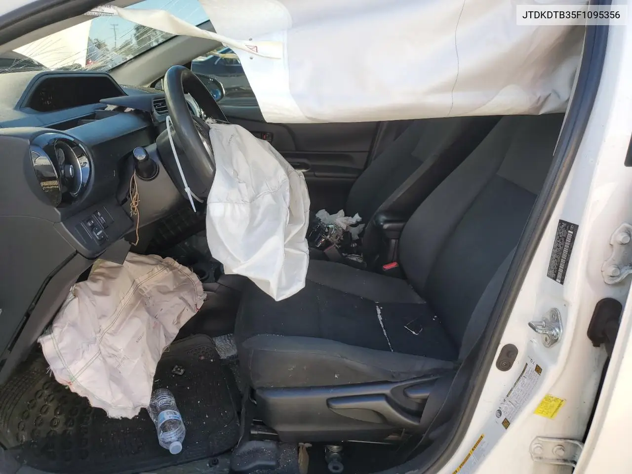 JTDKDTB35F1095356 2015 Toyota Prius C