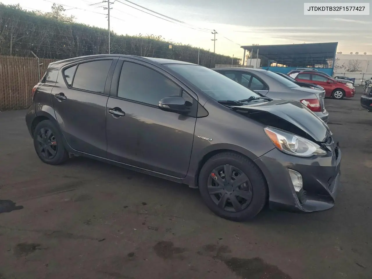 JTDKDTB32F1577427 2015 Toyota Prius C
