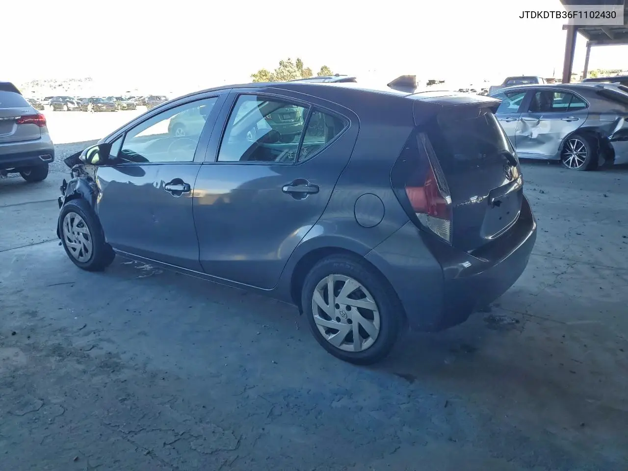 JTDKDTB36F1102430 2015 Toyota Prius C