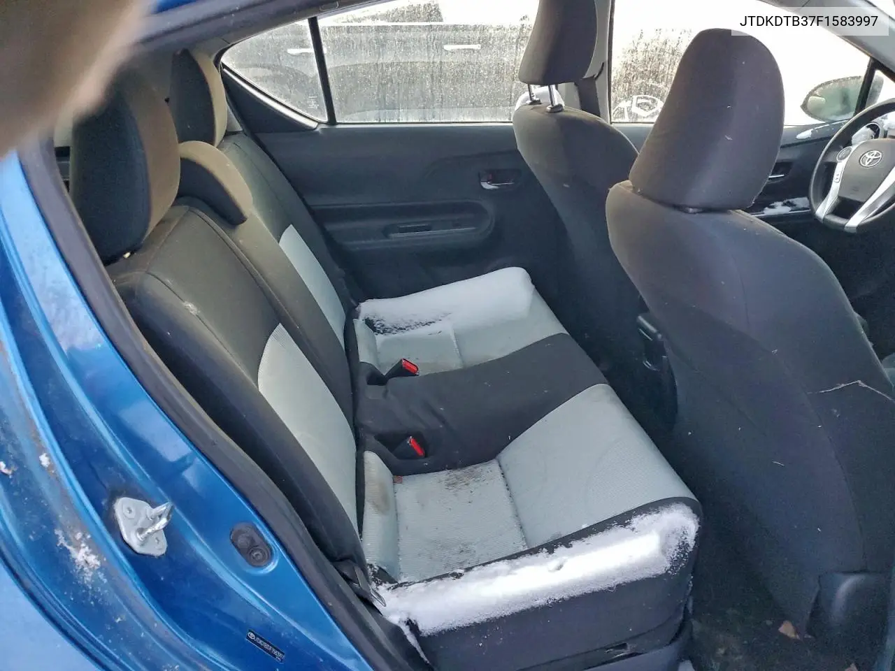 JTDKDTB37F1583997 2015 Toyota Prius C