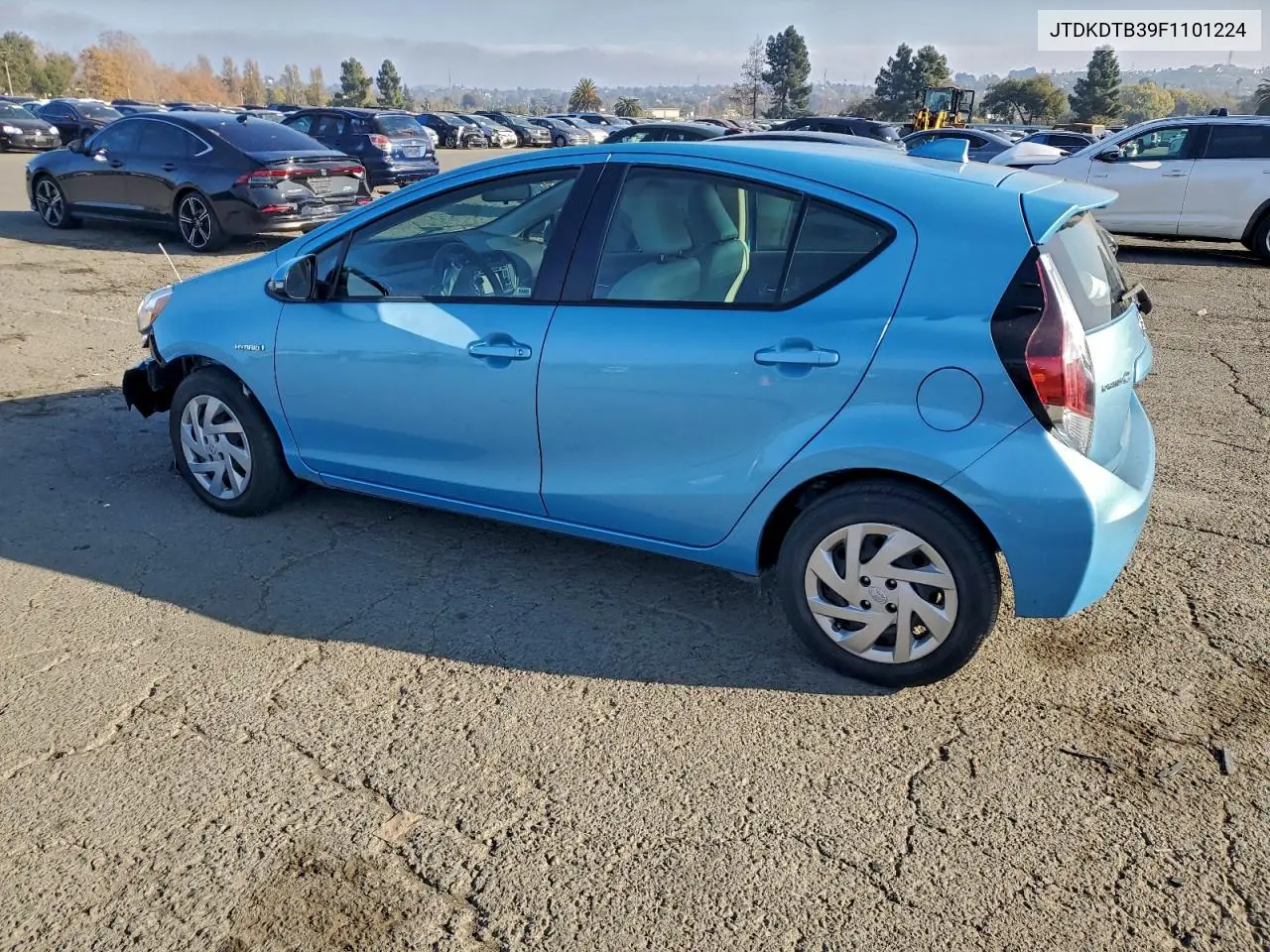 JTDKDTB39F1101224 2015 Toyota Prius C