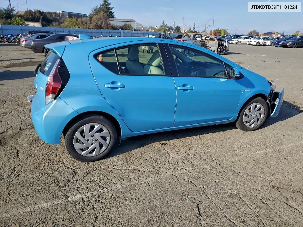 JTDKDTB39F1101224 2015 Toyota Prius C