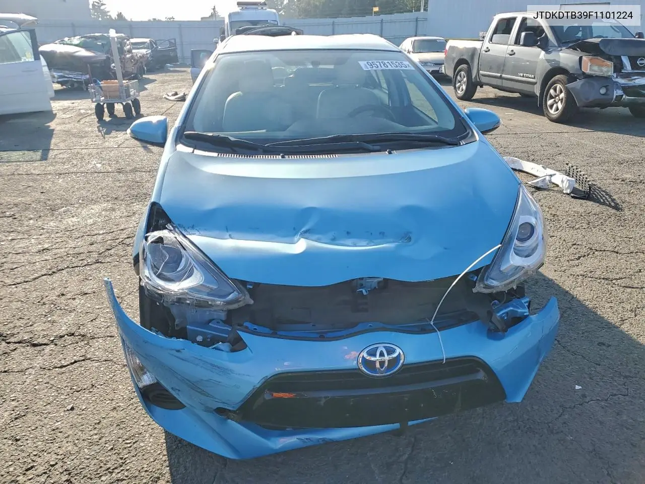 JTDKDTB39F1101224 2015 Toyota Prius C