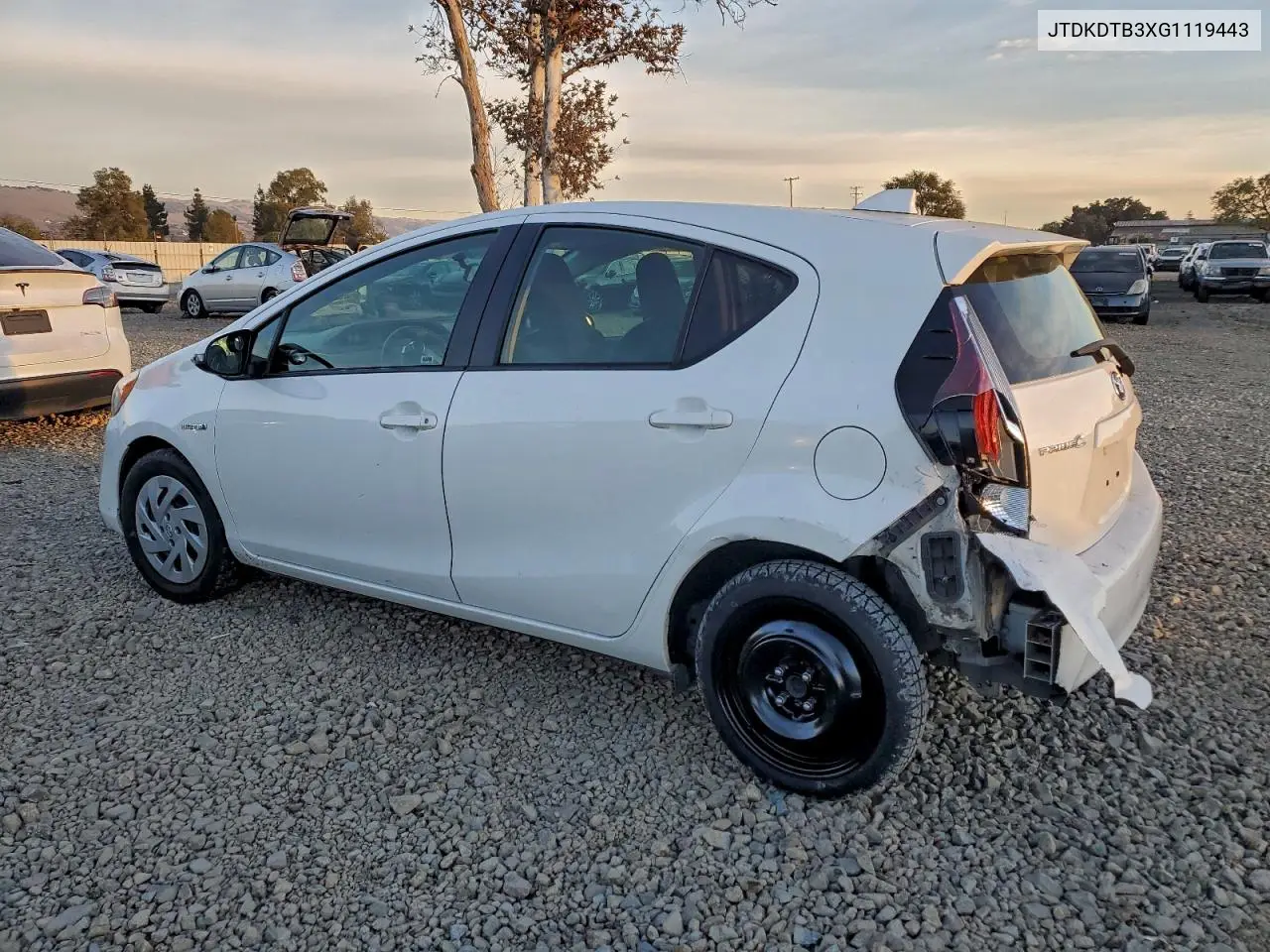 JTDKDTB3XG1119443 2016 Toyota Prius C
