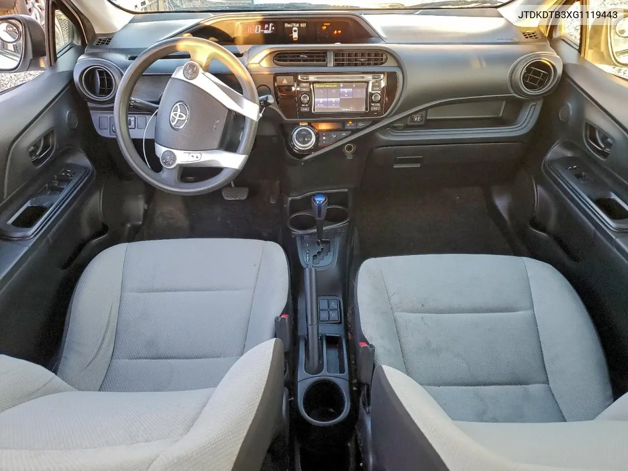 JTDKDTB3XG1119443 2016 Toyota Prius C