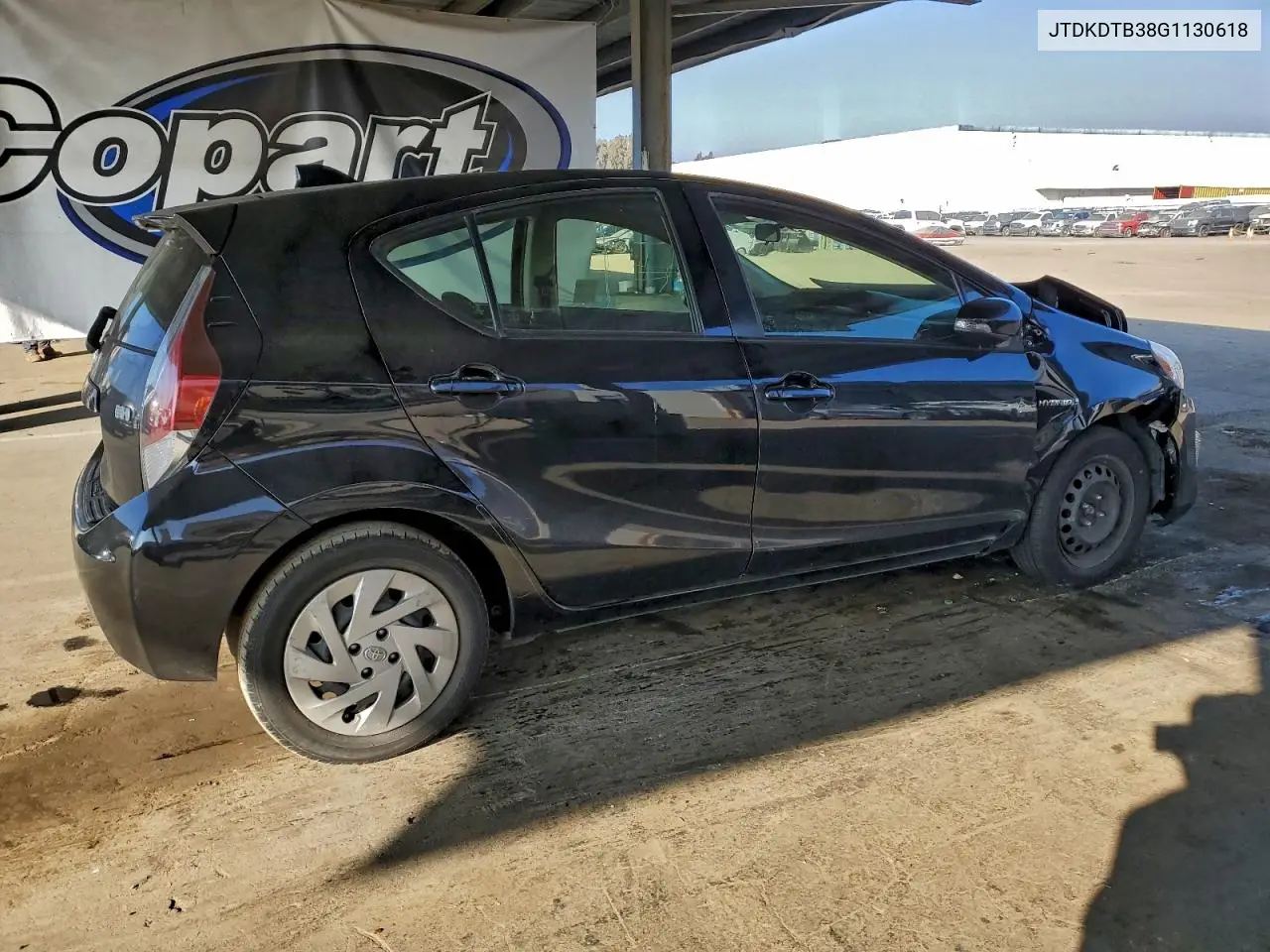 JTDKDTB38G1130618 2016 Toyota Prius C