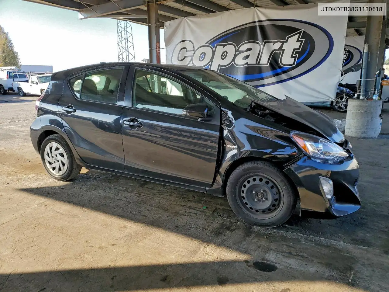 JTDKDTB38G1130618 2016 Toyota Prius C