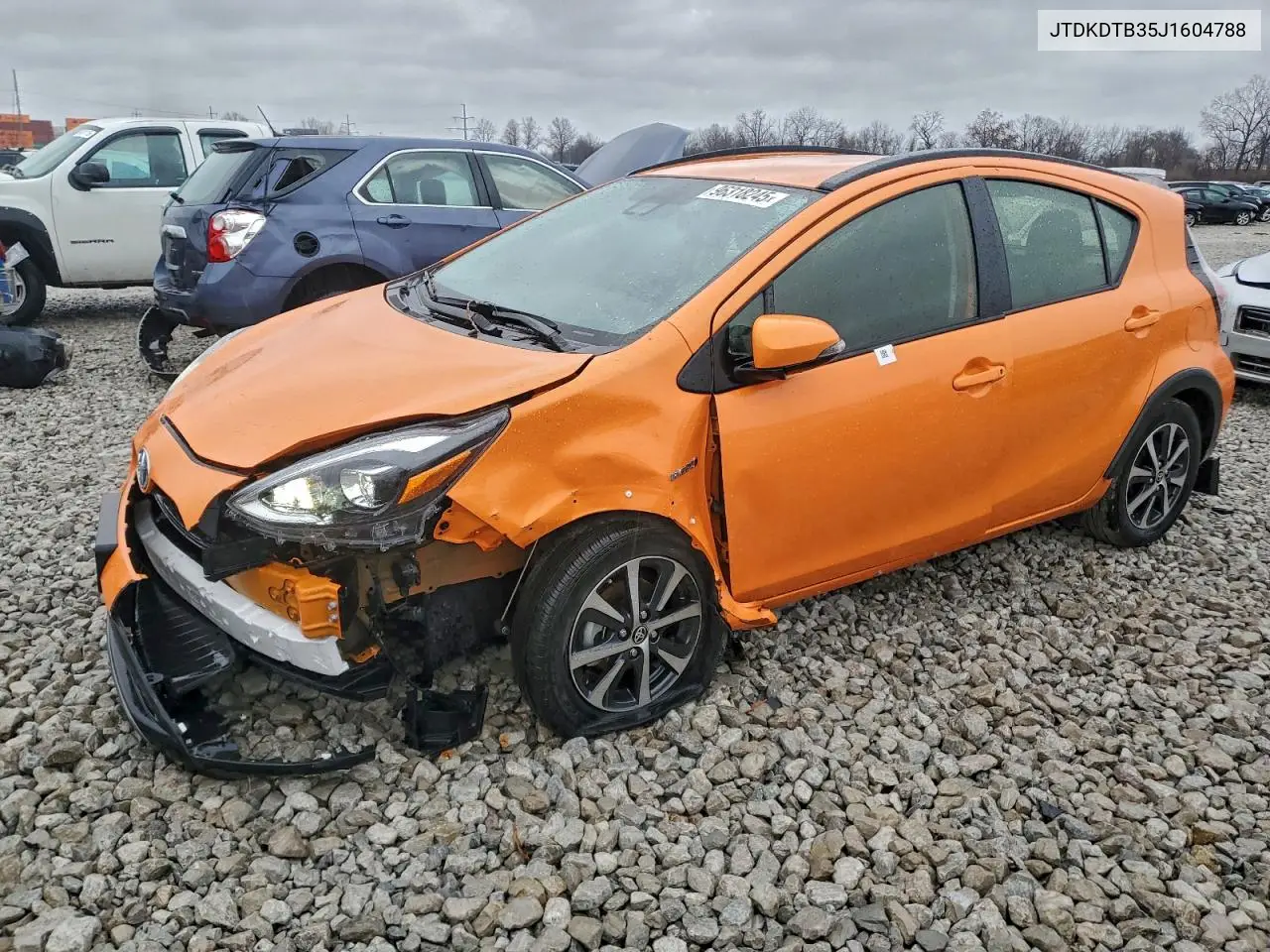 JTDKDTB35J1604788 2018 Toyota Prius C