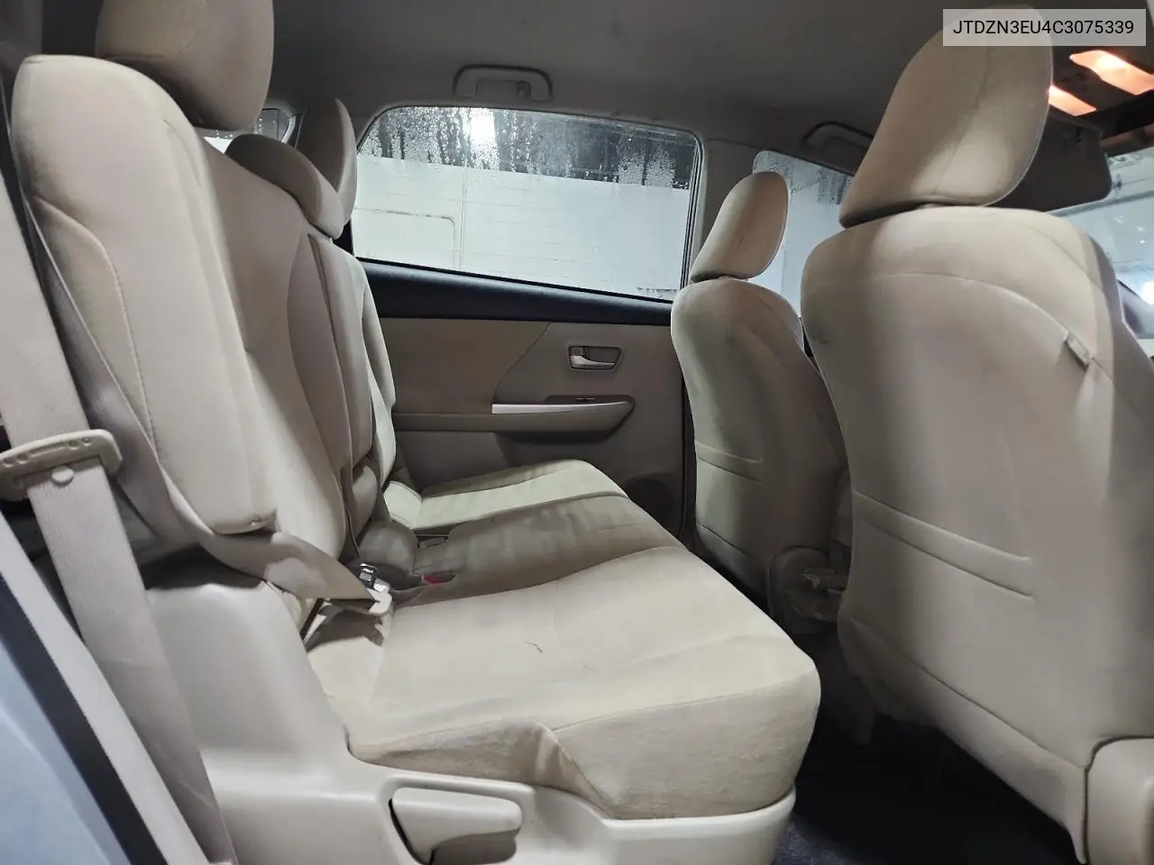 JTDZN3EU4C3075339 2012 Toyota Prius V