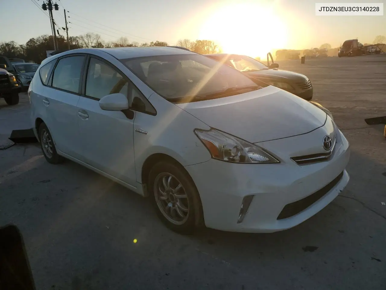 JTDZN3EU3C3140228 2012 Toyota Prius V