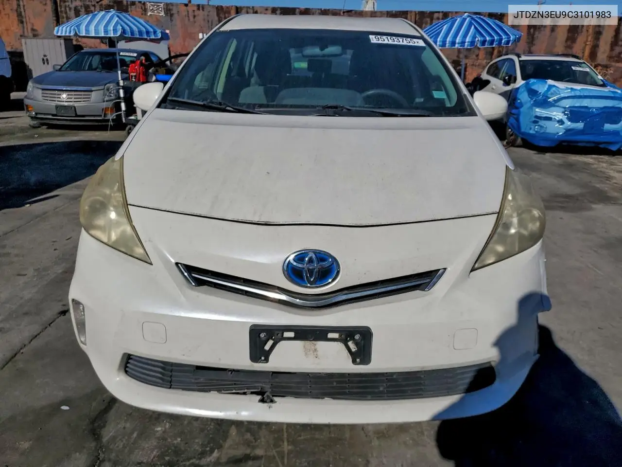 JTDZN3EU9C3101983 2012 Toyota Prius V