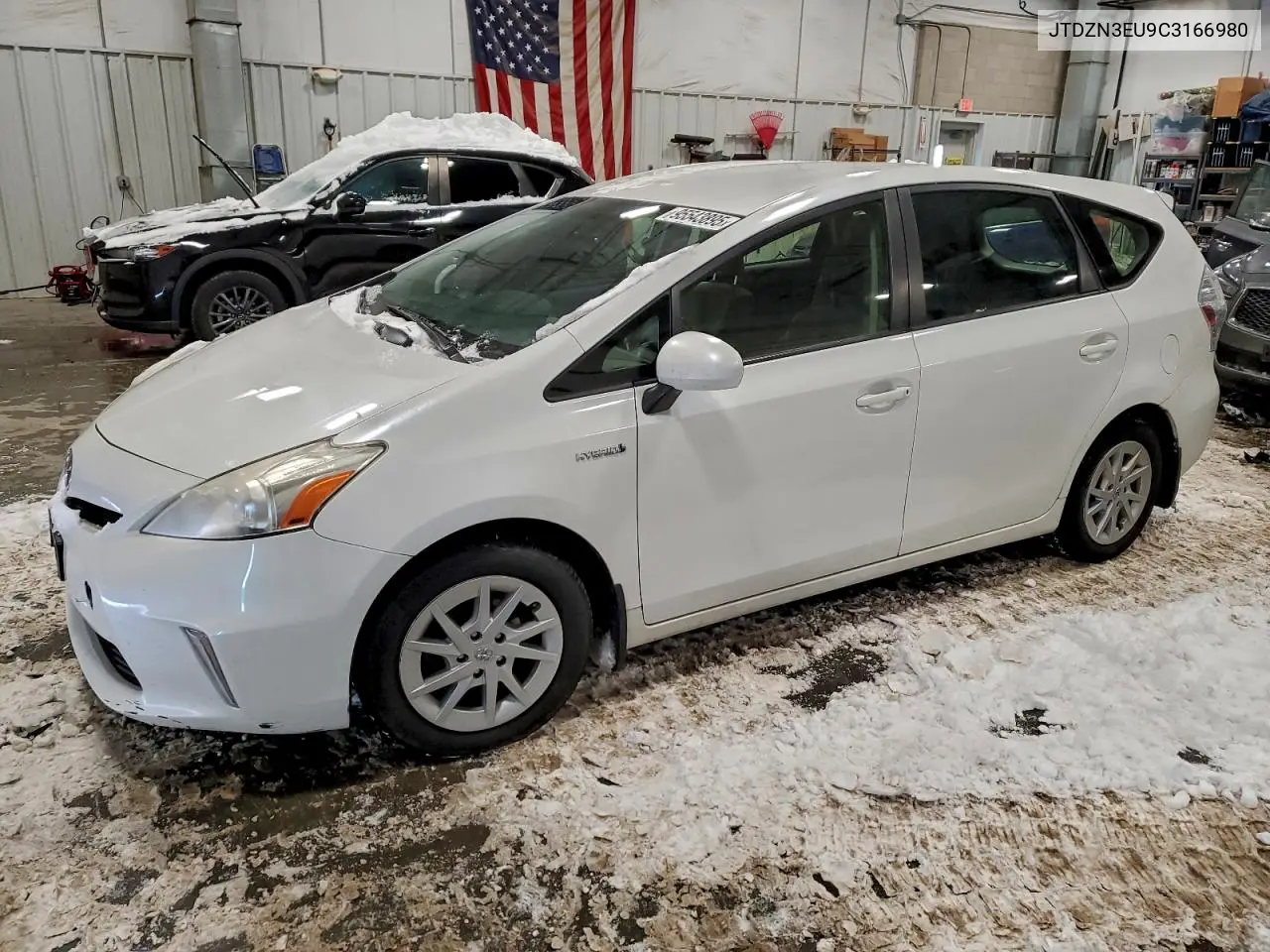 JTDZN3EU9C3166980 2012 Toyota Prius V
