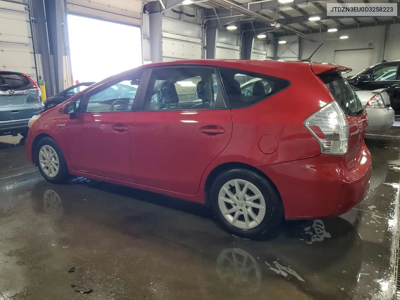 JTDZN3EU0D3258223 2013 Toyota Prius V