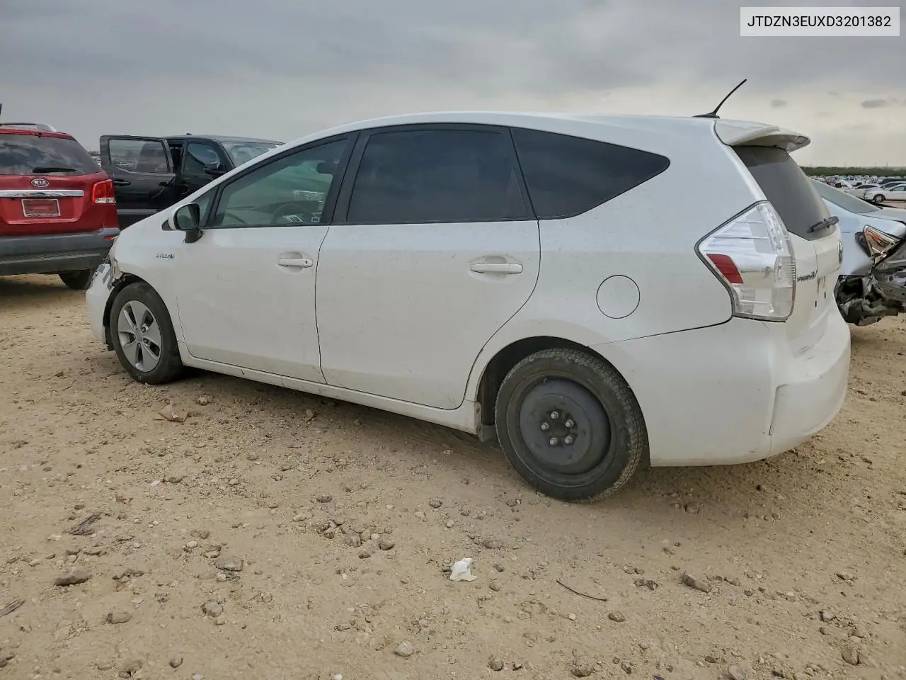 JTDZN3EUXD3201382 2013 Toyota Prius V