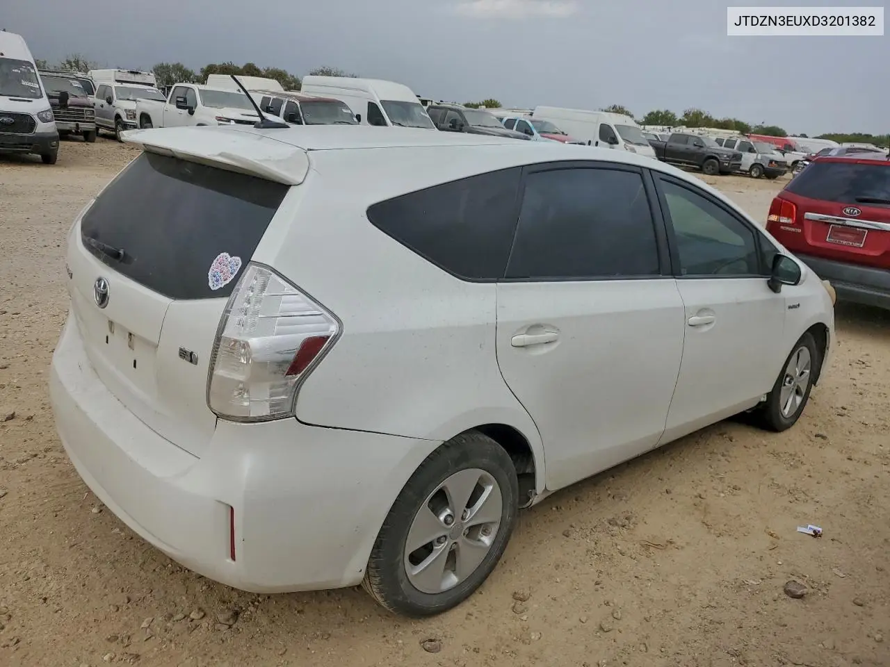 JTDZN3EUXD3201382 2013 Toyota Prius V