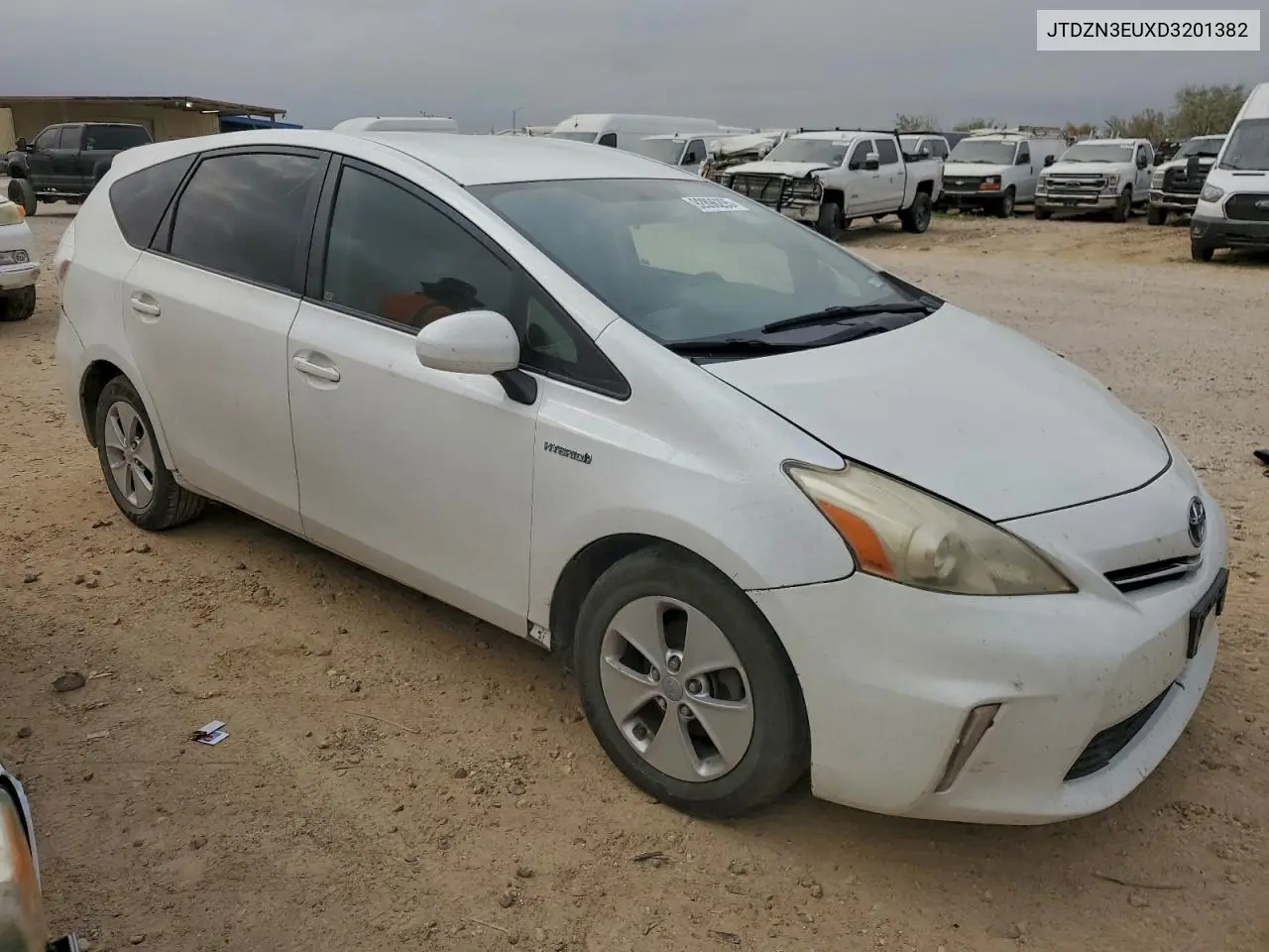 JTDZN3EUXD3201382 2013 Toyota Prius V