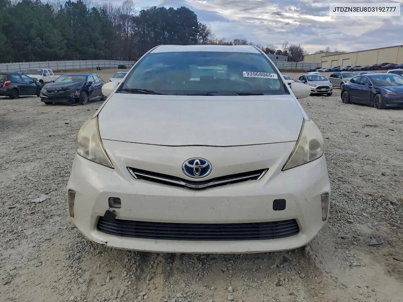JTDZN3EU8D3192777 2013 Toyota Prius V