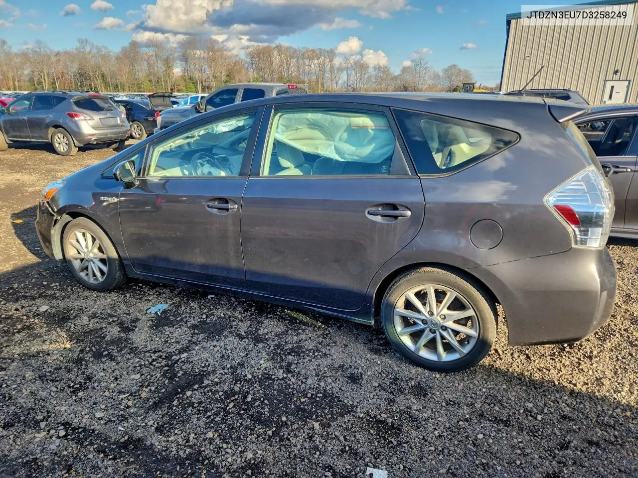JTDZN3EU7D3258249 2013 Toyota Prius V