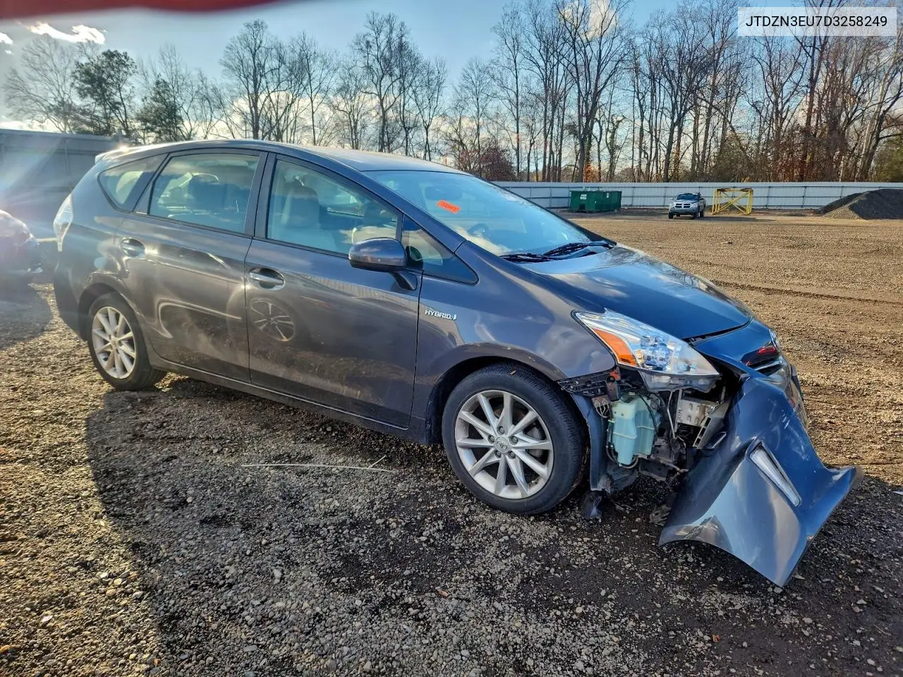 JTDZN3EU7D3258249 2013 Toyota Prius V