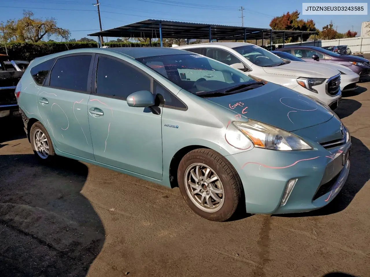 JTDZN3EU3D3243585 2013 Toyota Prius V