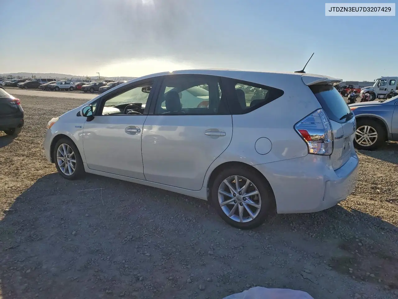 JTDZN3EU7D3207429 2013 Toyota Prius V