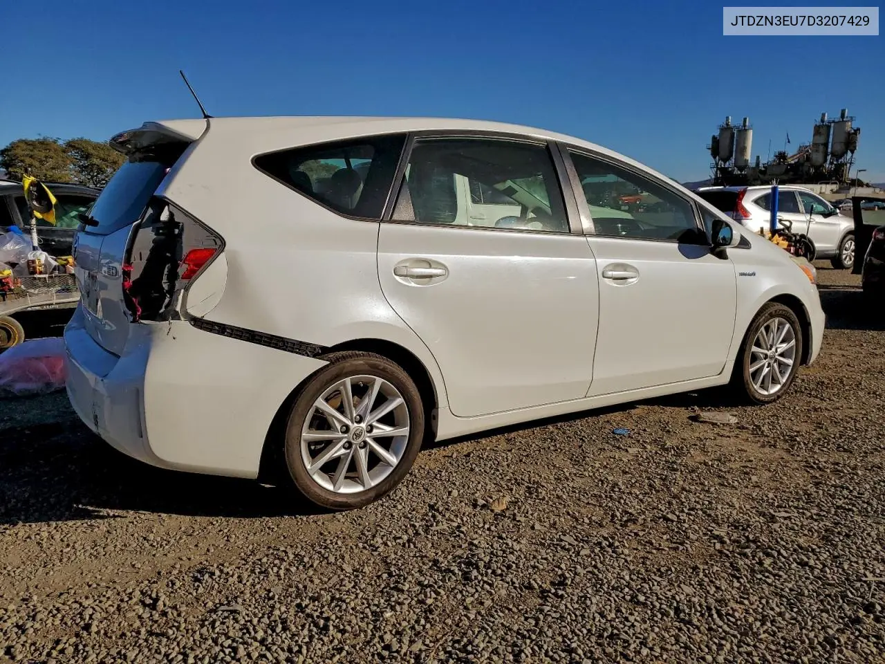 JTDZN3EU7D3207429 2013 Toyota Prius V