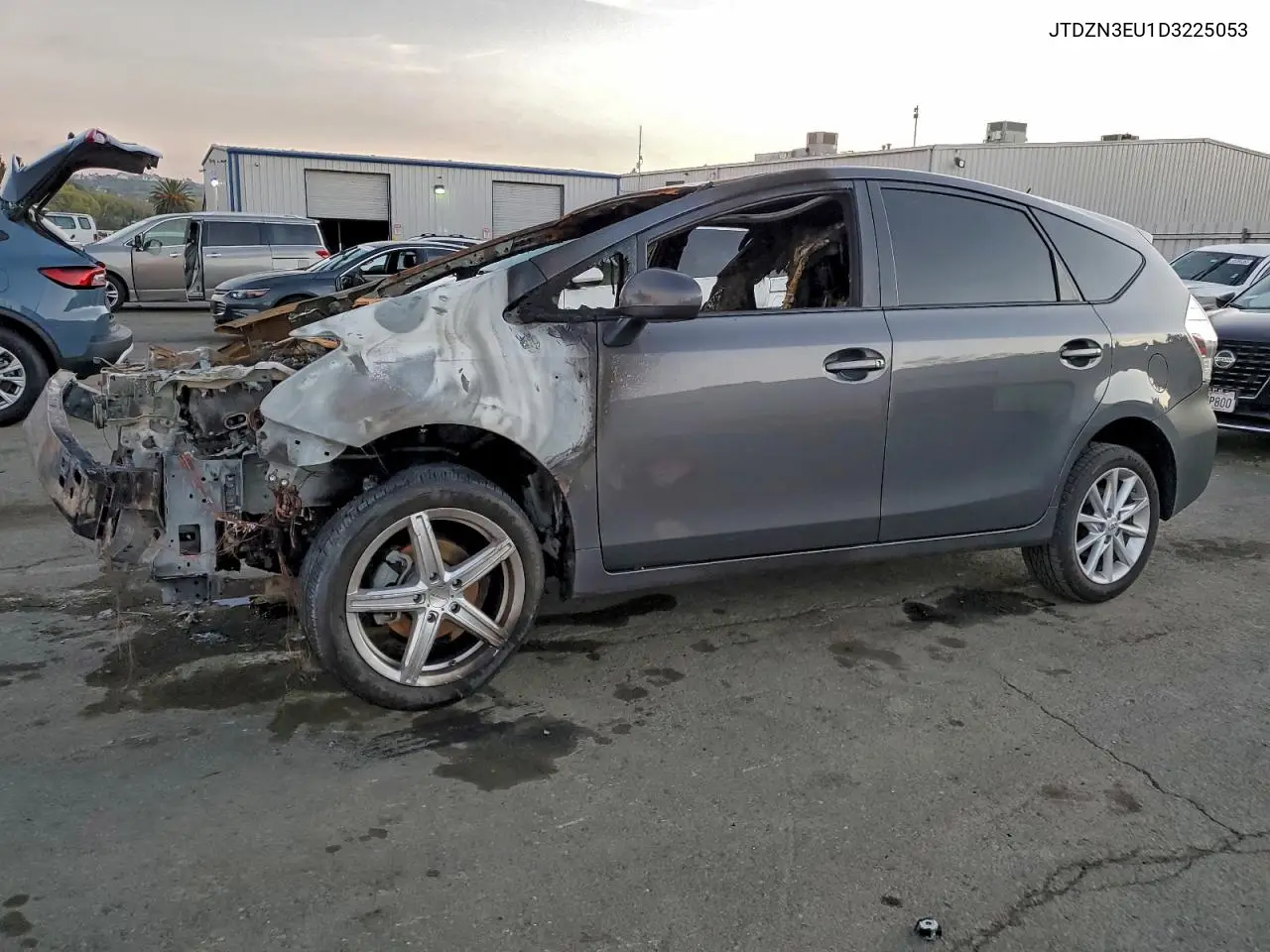 JTDZN3EU1D3225053 2013 Toyota Prius V