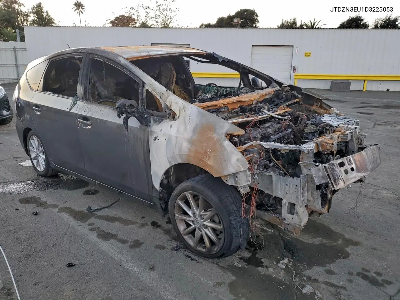 JTDZN3EU1D3225053 2013 Toyota Prius V