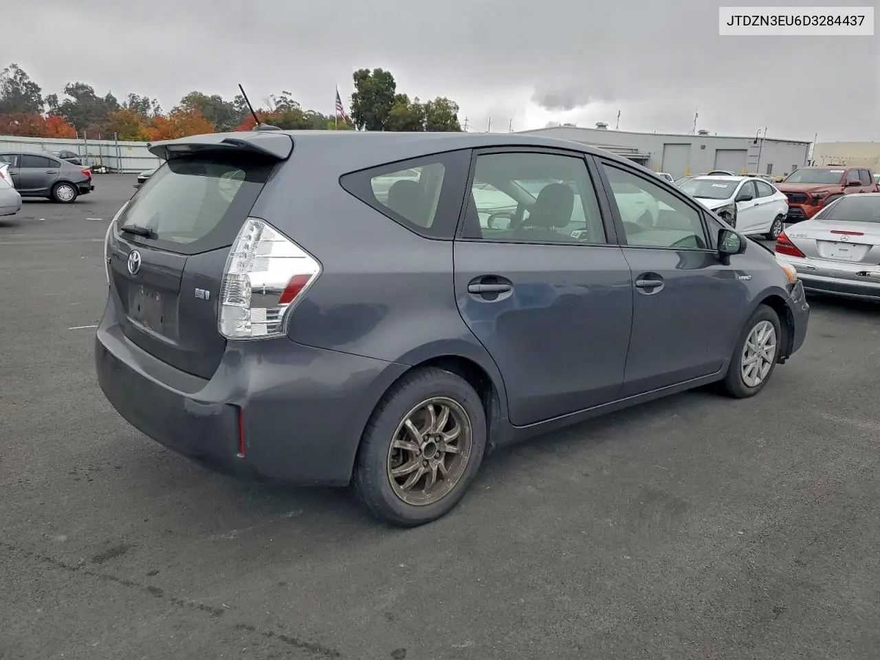 JTDZN3EU6D3284437 2013 Toyota Prius V