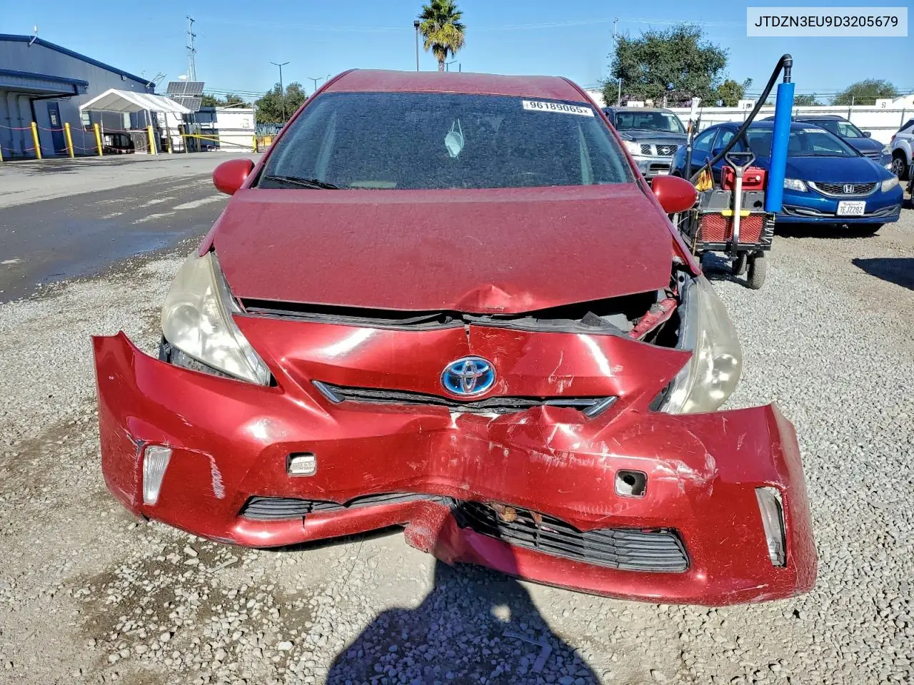 JTDZN3EU9D3205679 2013 Toyota Prius V