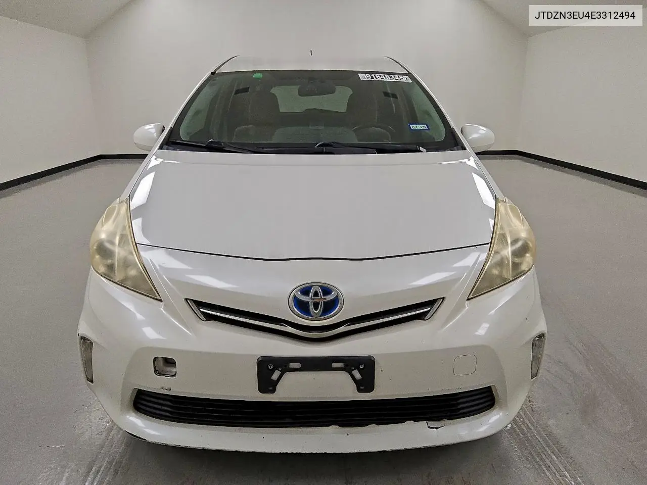 JTDZN3EU4E3312494 2014 Toyota Prius V