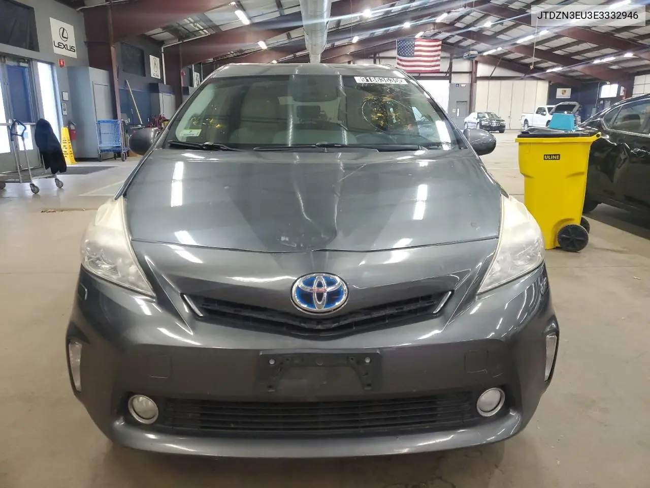 JTDZN3EU3E3332946 2014 Toyota Prius V