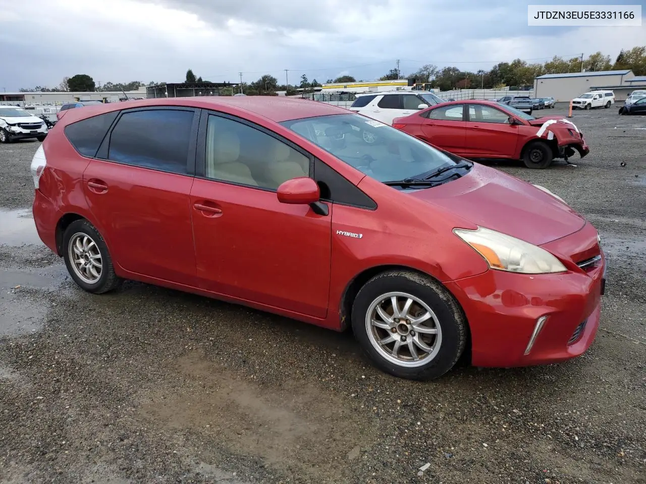 JTDZN3EU5E3331166 2014 Toyota Prius V