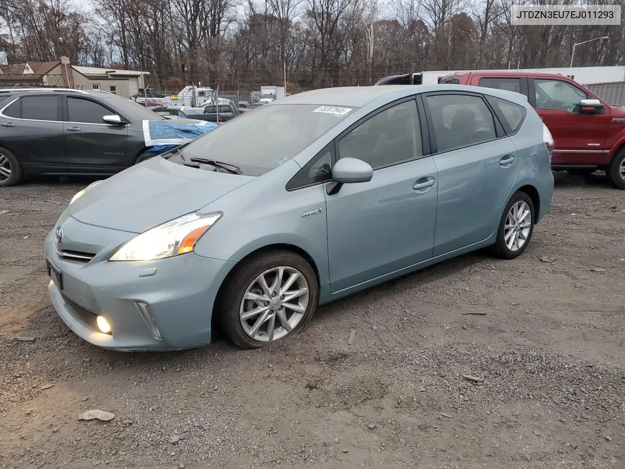 JTDZN3EU7EJ011293 2014 Toyota Prius V
