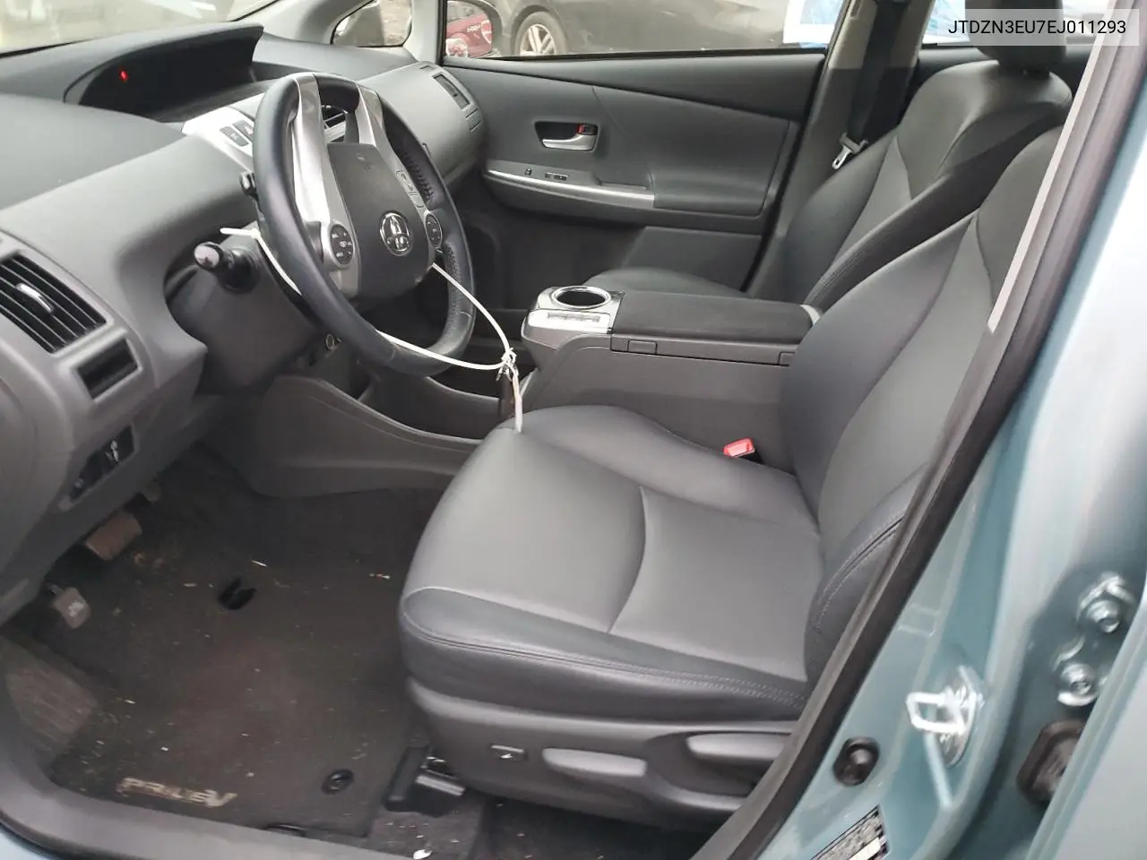 JTDZN3EU7EJ011293 2014 Toyota Prius V