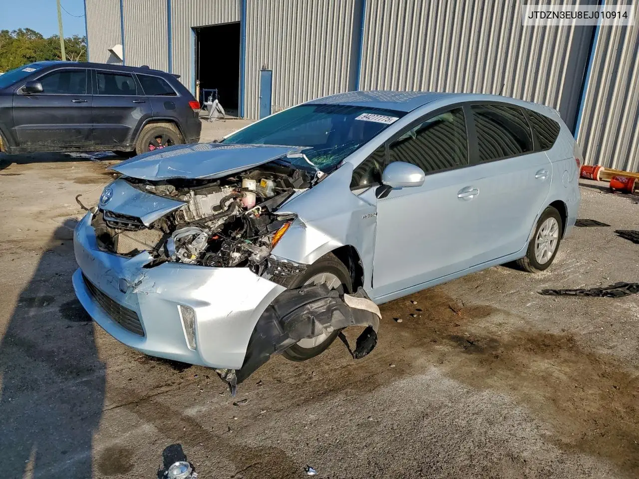 JTDZN3EU8EJ010914 2014 Toyota Prius V