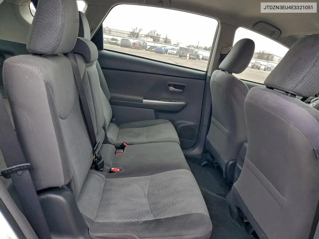JTDZN3EU4E3321051 2014 Toyota Prius V