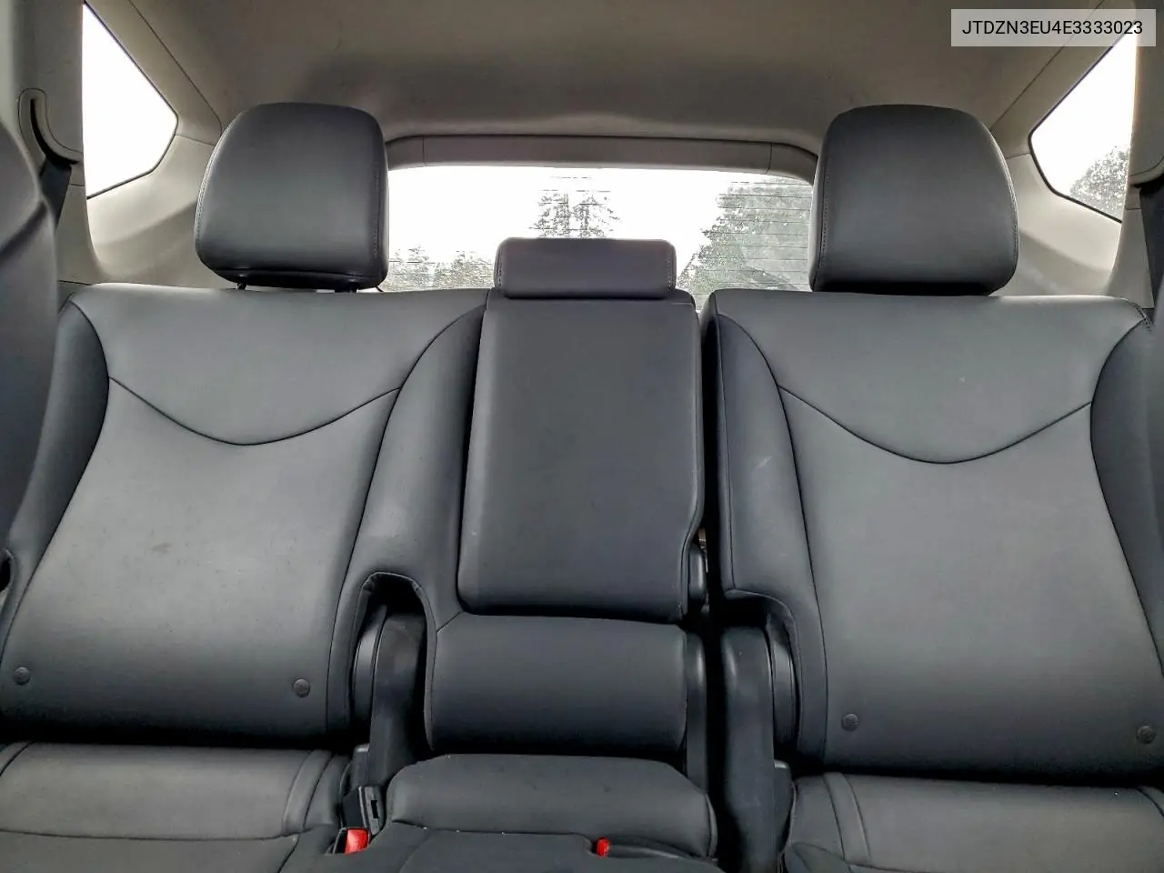 JTDZN3EU4E3333023 2014 Toyota Prius V