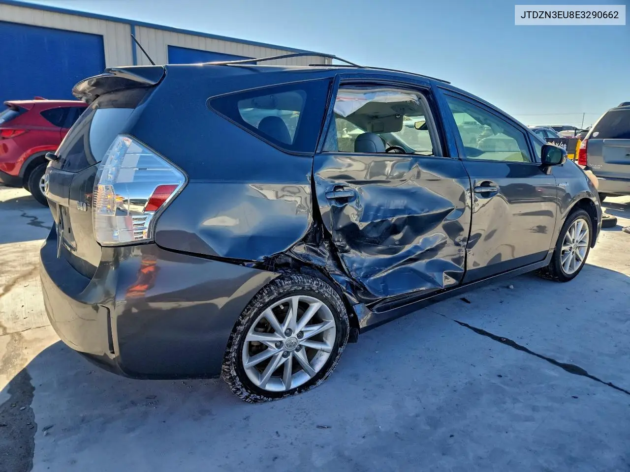 JTDZN3EU8E3290662 2014 Toyota Prius V