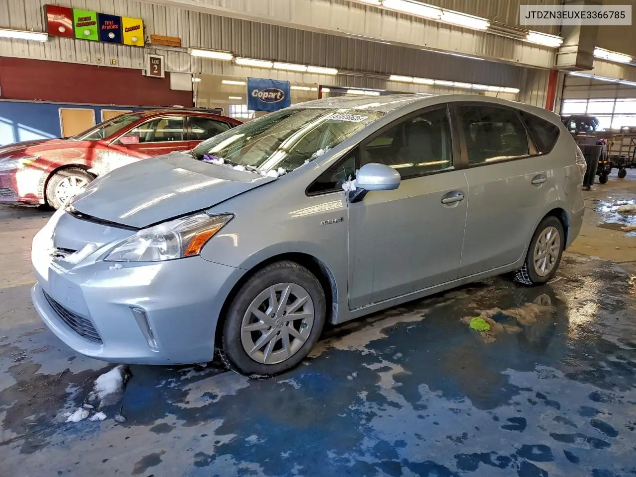JTDZN3EUXE3366785 2014 Toyota Prius V