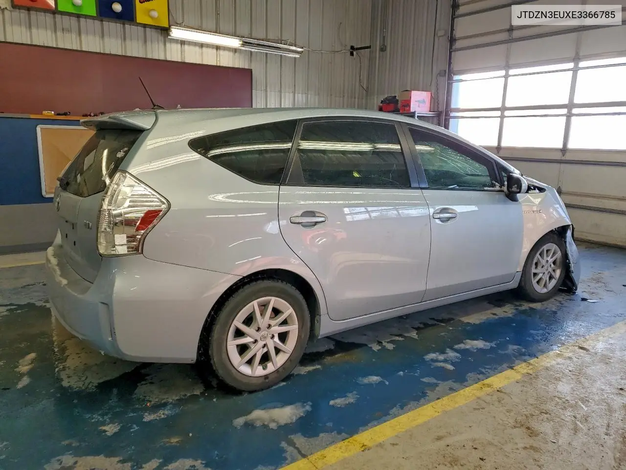 JTDZN3EUXE3366785 2014 Toyota Prius V