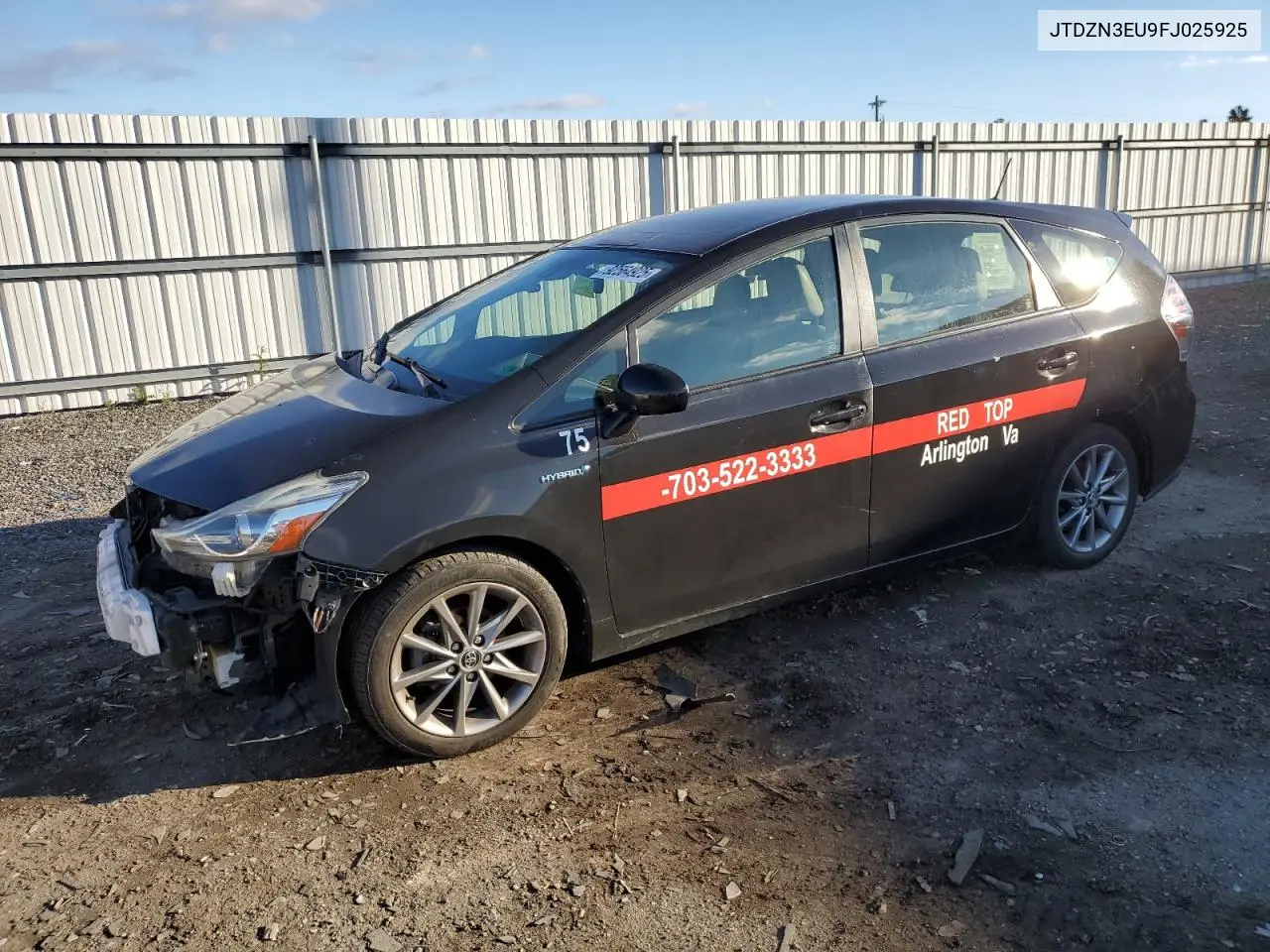 JTDZN3EU9FJ025925 2015 Toyota Prius V