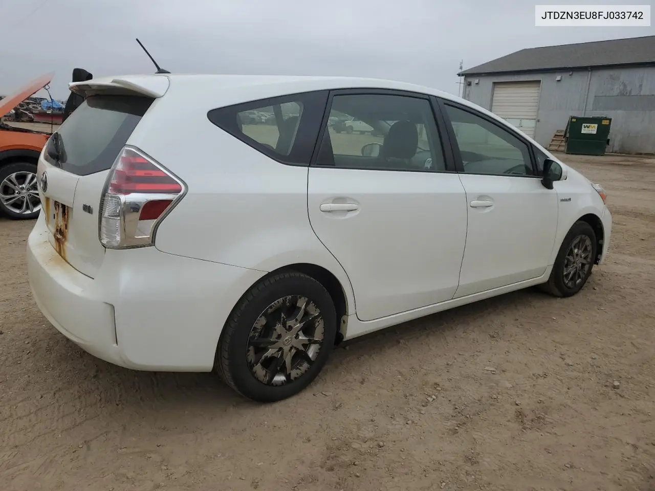 JTDZN3EU8FJ033742 2015 Toyota Prius V
