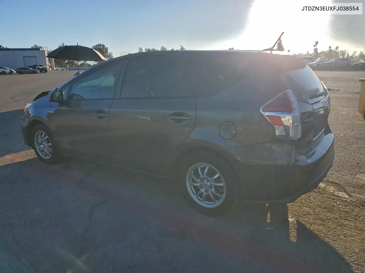 JTDZN3EUXFJ038554 2015 Toyota Prius V
