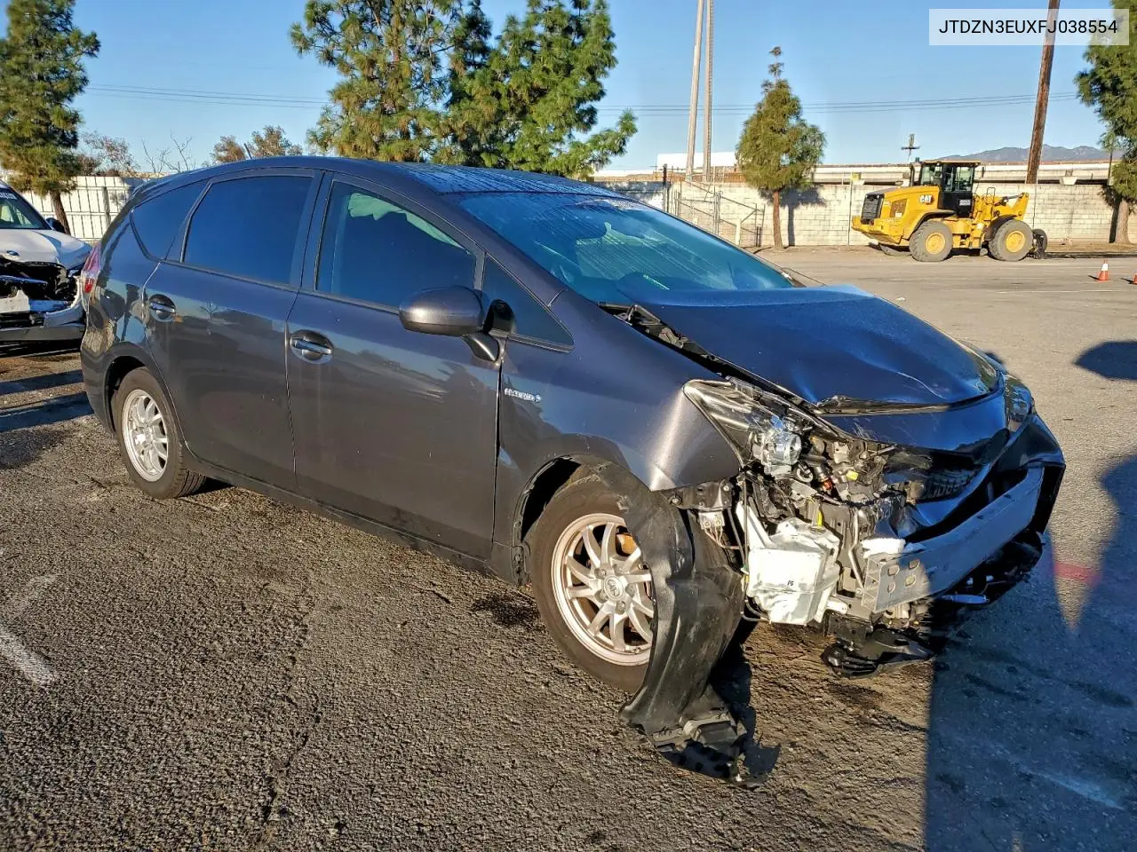 JTDZN3EUXFJ038554 2015 Toyota Prius V
