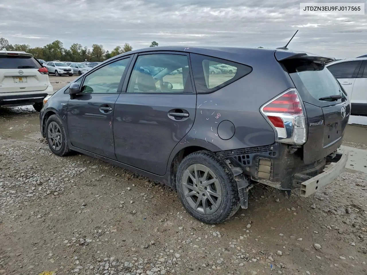 JTDZN3EU9FJ017565 2015 Toyota Prius V