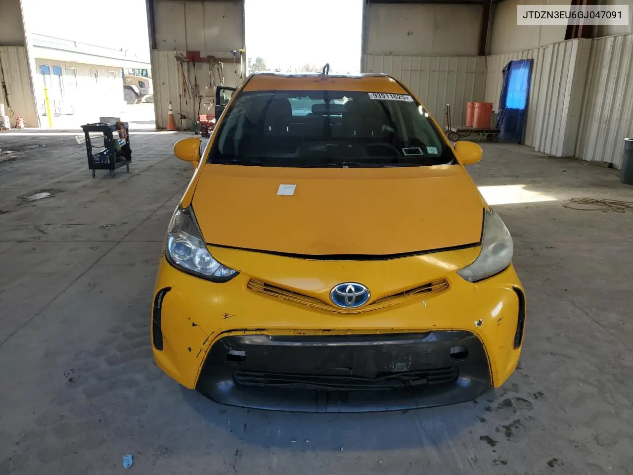 JTDZN3EU6GJ047091 2016 Toyota Prius V