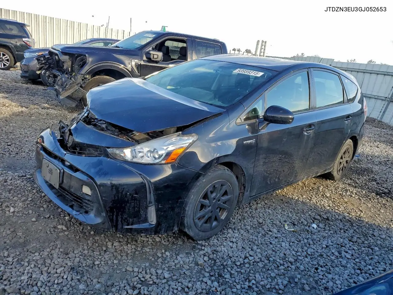 JTDZN3EU3GJ052653 2016 Toyota Prius V